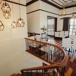 the-bourke-hotel.davao-hotels.com/